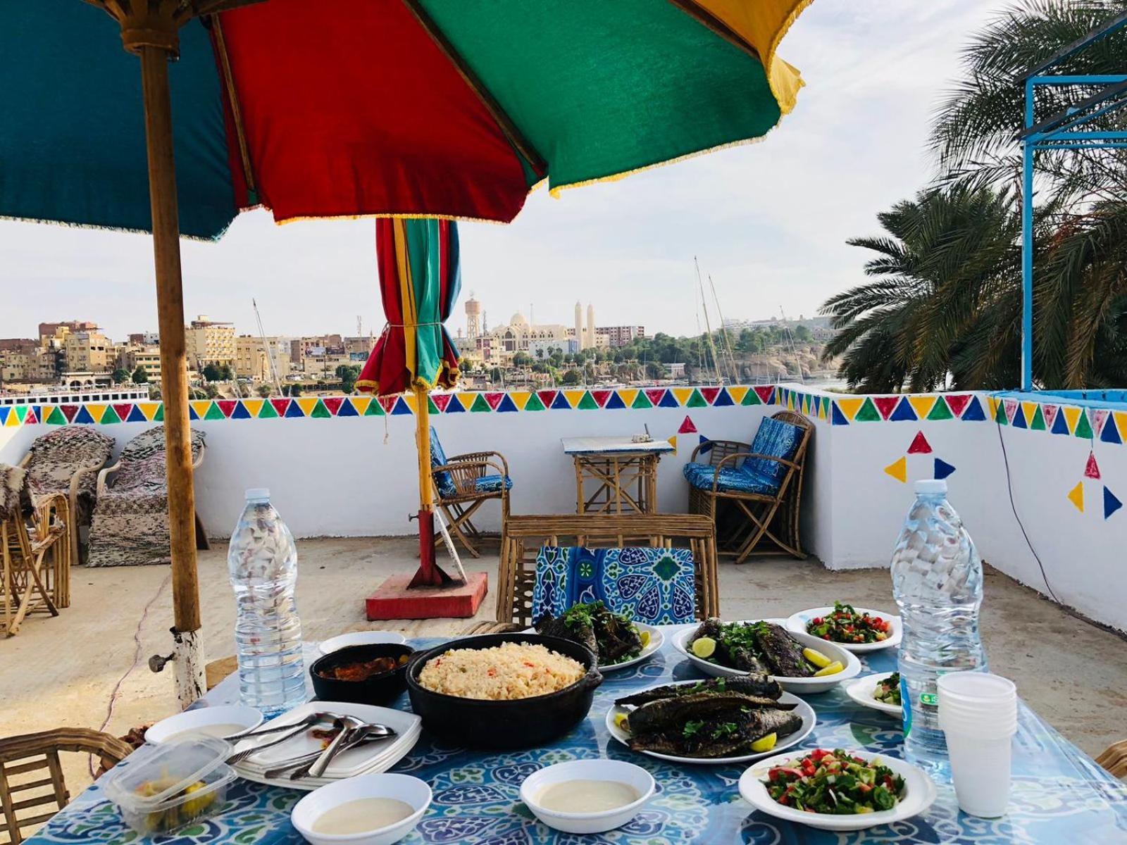 Mostafa Jamaica Guesthouse Aswan Rom bilde