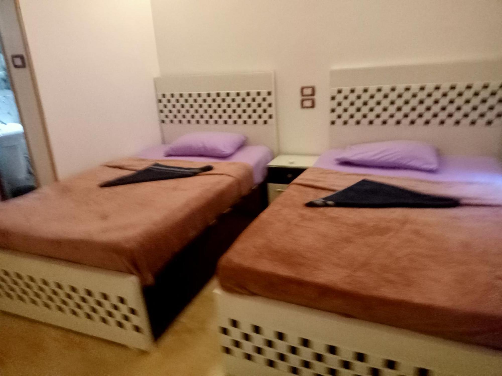 Mostafa Jamaica Guesthouse Aswan Rom bilde